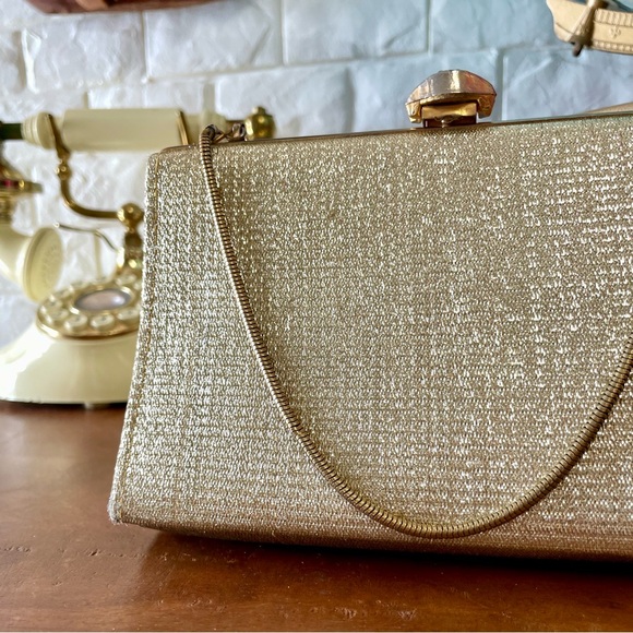 SOLD Vintage 1950s Lamè Fabric Clutch Bag Gold Tone Frame + Faux Pearl Shell - Picture 3 of 14